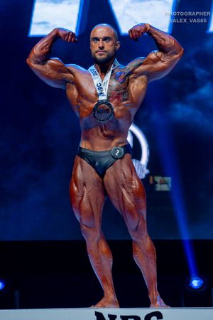 CLASSIC PHYSIQUE +178